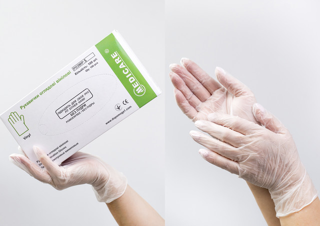 Рукавички оглядові вінілові «MEDICARE» (нестерильні, не текстуровані, без пудри) розмір S (прозорі)